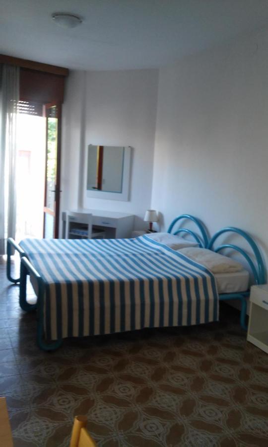 לידו די ג'סולו Residence Gallo - Walterigato Apartments Per Solo Famiglie מראה חיצוני תמונה